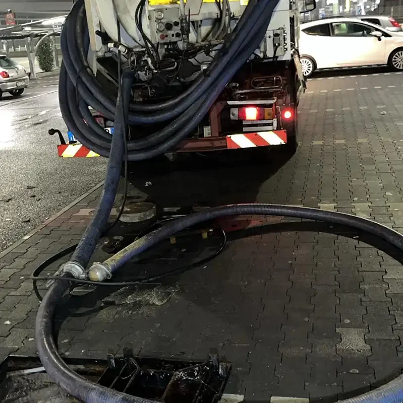 Canal Jet per lo Spurgo Fognario a Torino